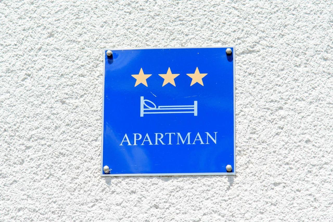 Apartment Mia Donja Pacetina Exterior foto